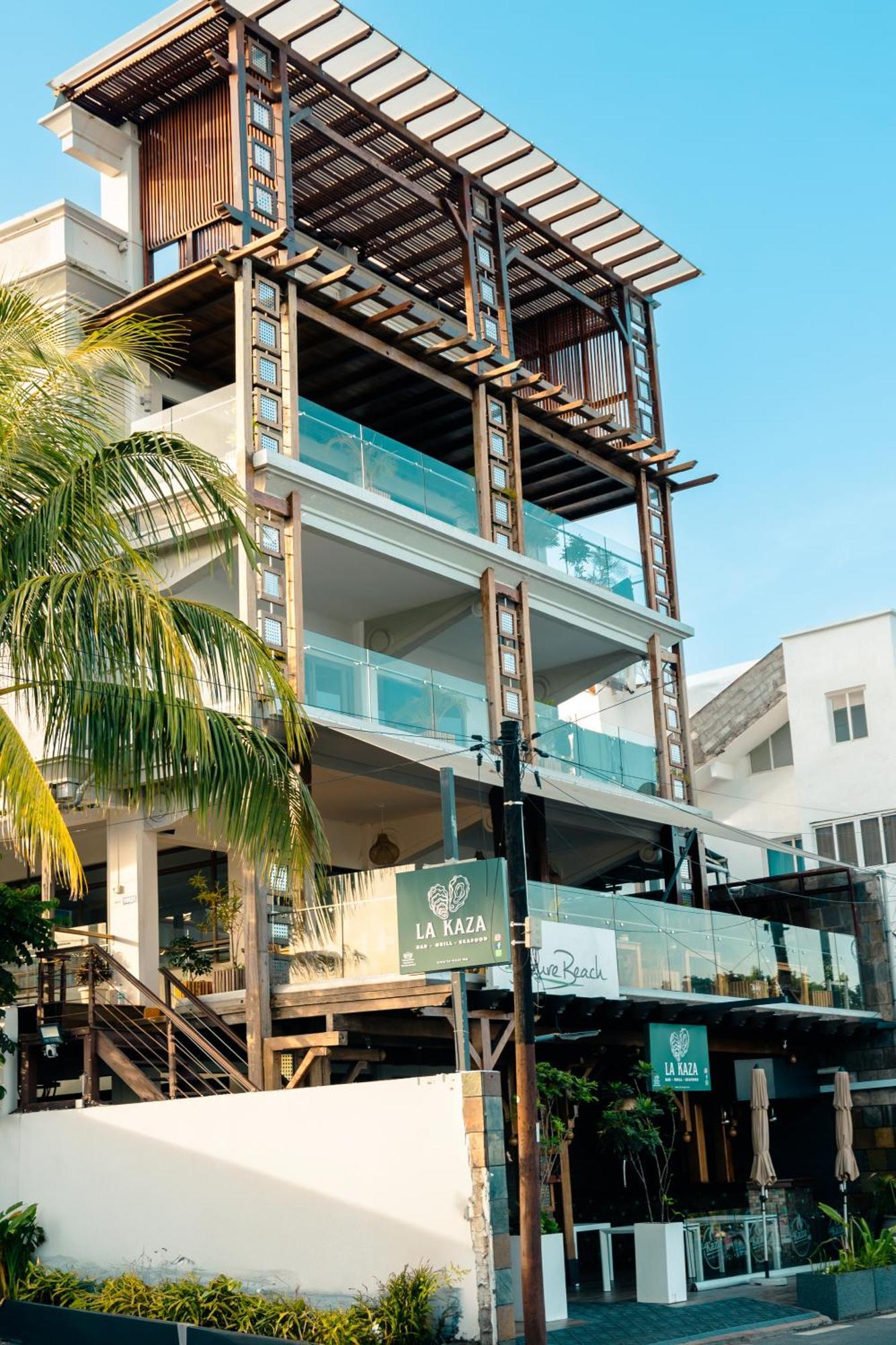 Azure Beach Boutique Hotel Grand Baie Exterior foto